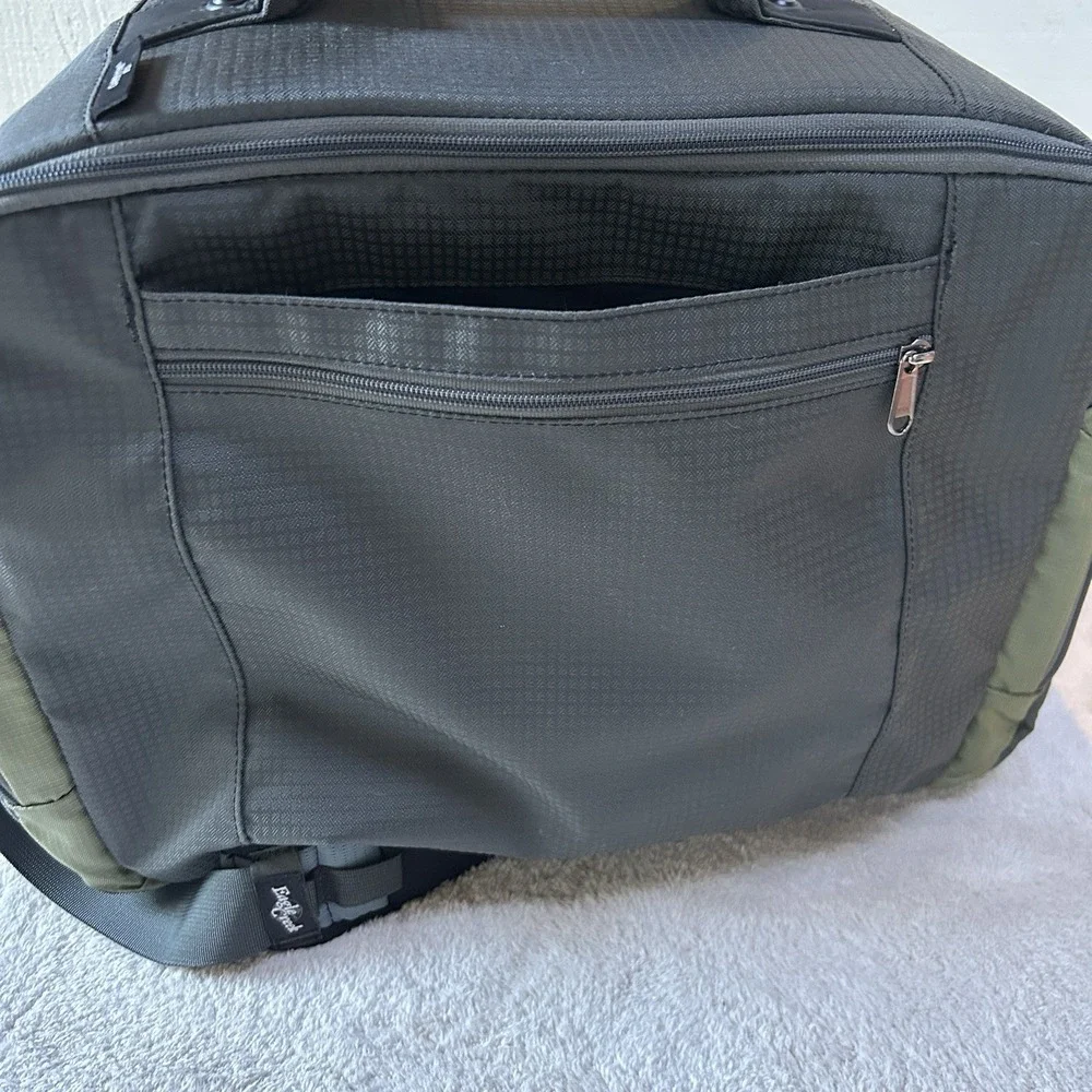 Eagle Creek CarryOn ES Tote Bag 17